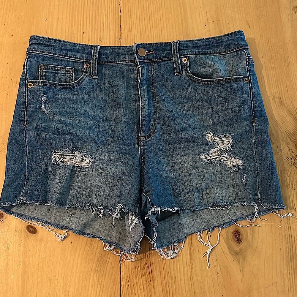 Distressed Cut-Off Blue Jean Shorts